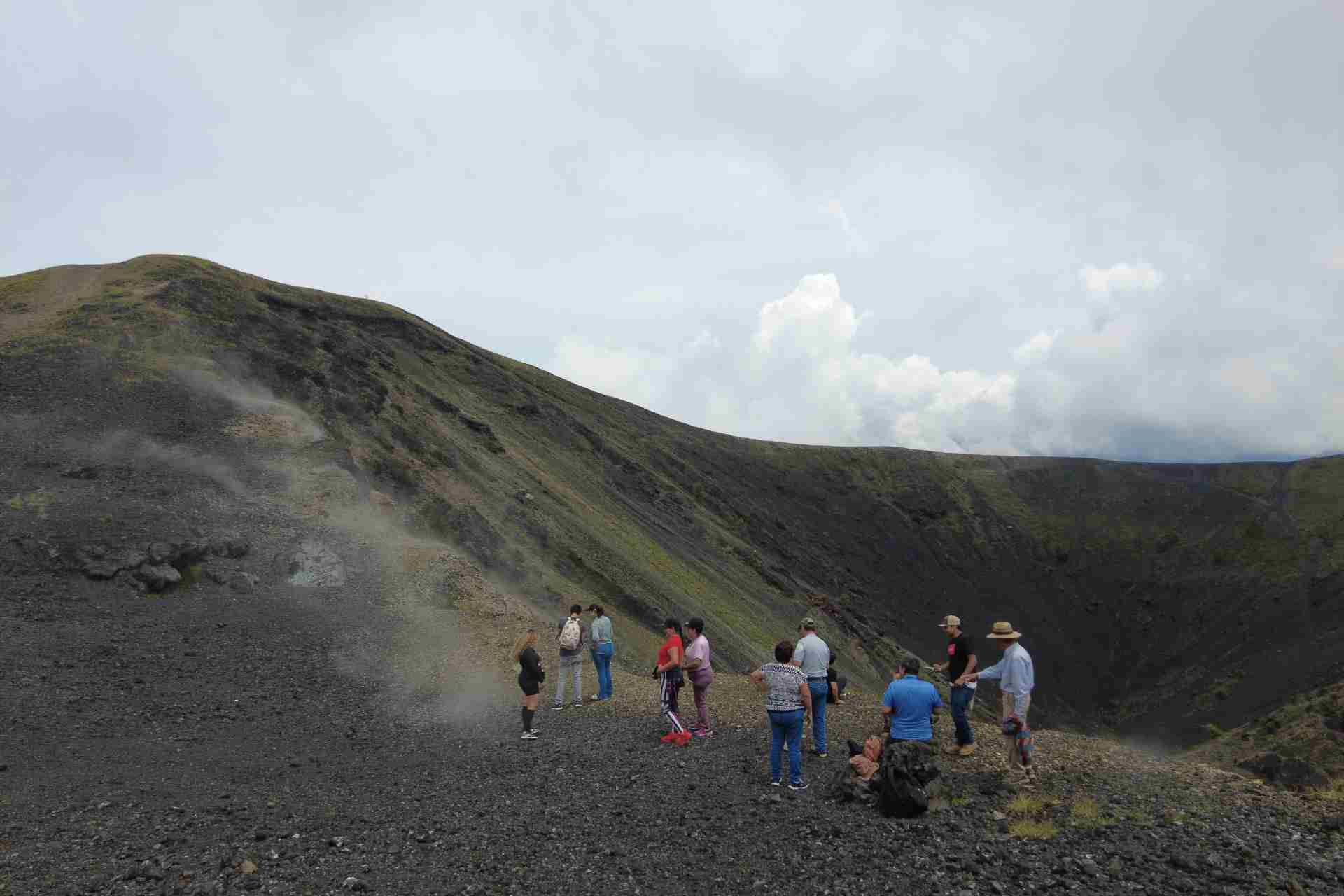 Recorridos al Cráter del volcán Paricutín volcan paricutin
