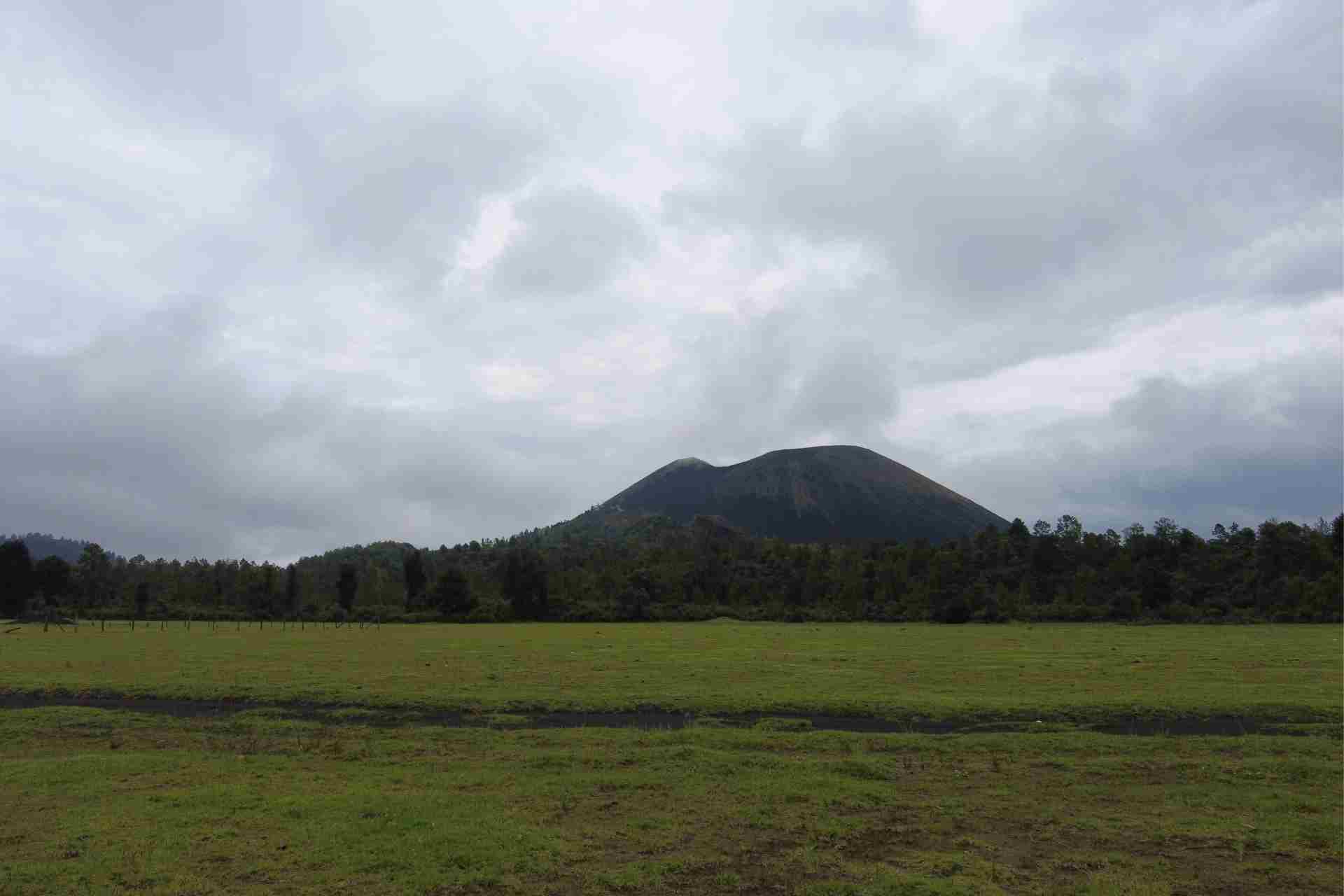 Recorridos al Cráter del volcán Paricutín volcan paricutin