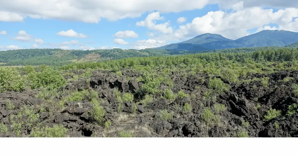 Recorridos al Cráter del volcán Paricutín volcan paricutin