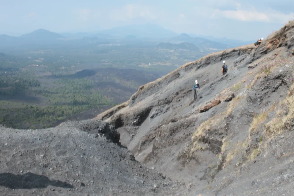 Recorridos al Cráter del volcán Paricutín volcan paricutin