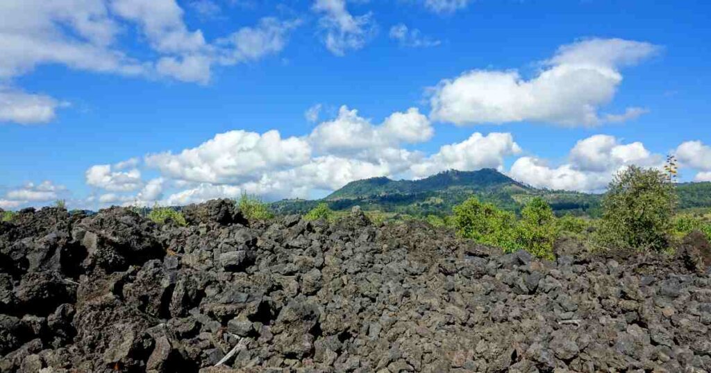 Recorridos al Cráter del volcán Paricutín volcan paricutin