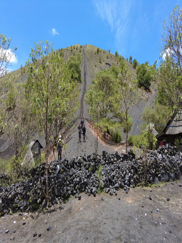 Recorridos al Cráter del volcán Paricutín volcan paricutin