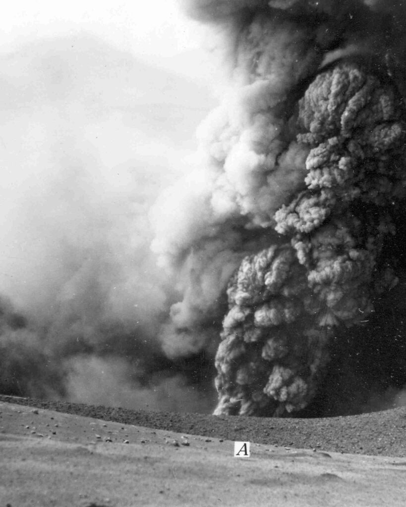 Recorridos al Cráter del volcán Paricutín volcan paricutin