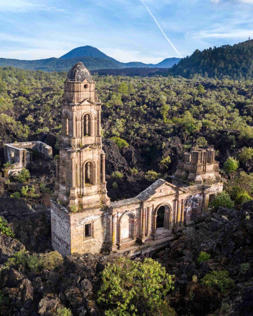 Recorridos al Cráter del volcán Paricutín volcan paricutin
