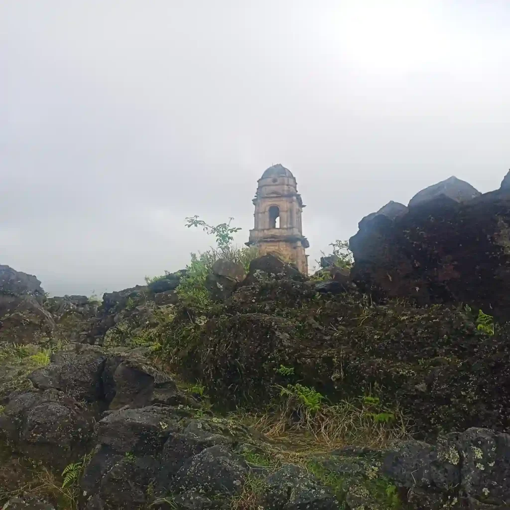 Recorridos al Cráter del volcán Paricutín volcan paricutin