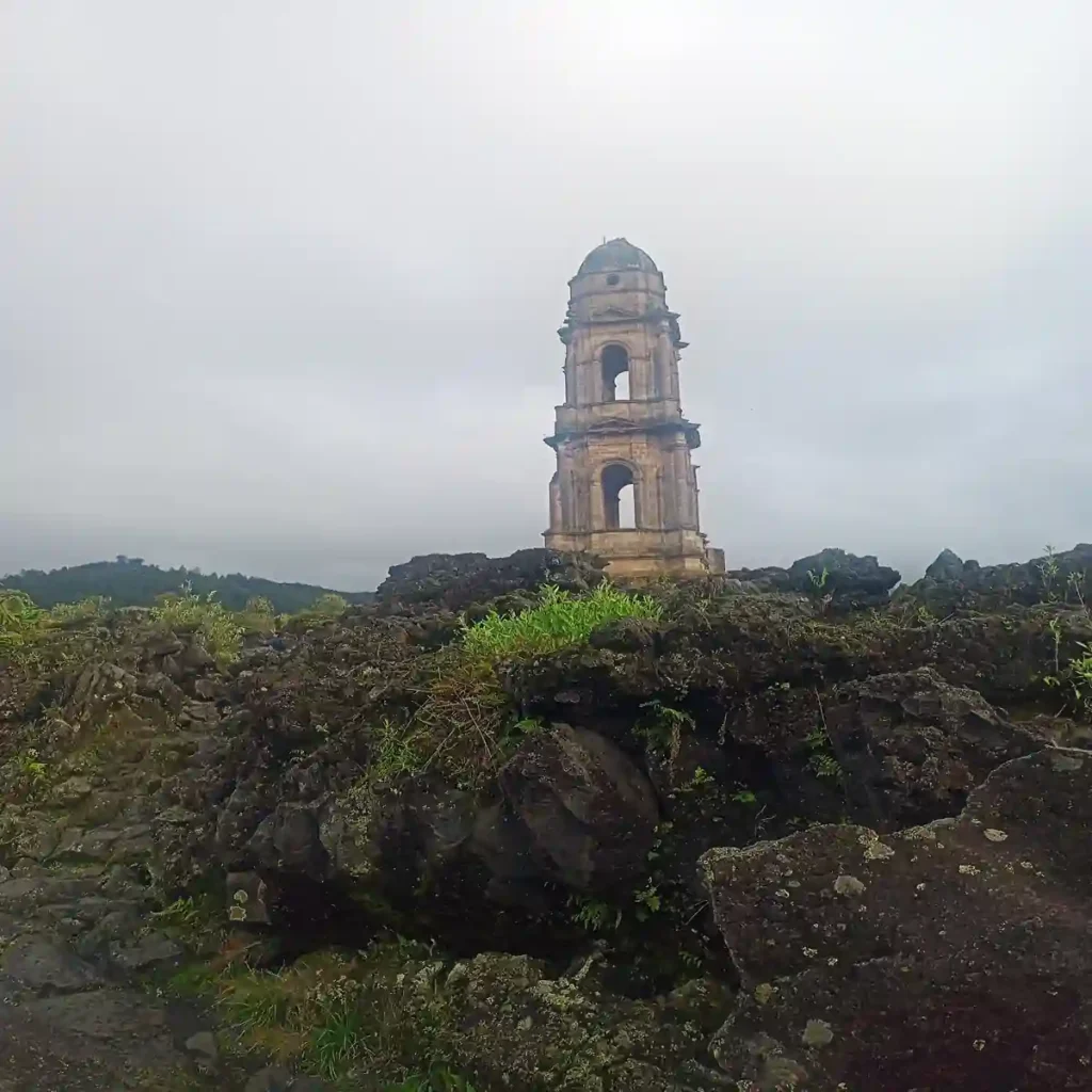 Recorridos al Cráter del volcán Paricutín volcan paricutin