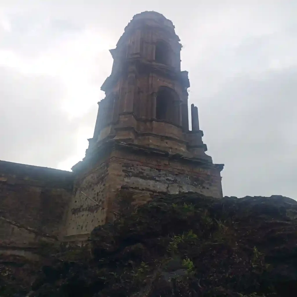 Recorridos al Cráter del volcán Paricutín volcan paricutin