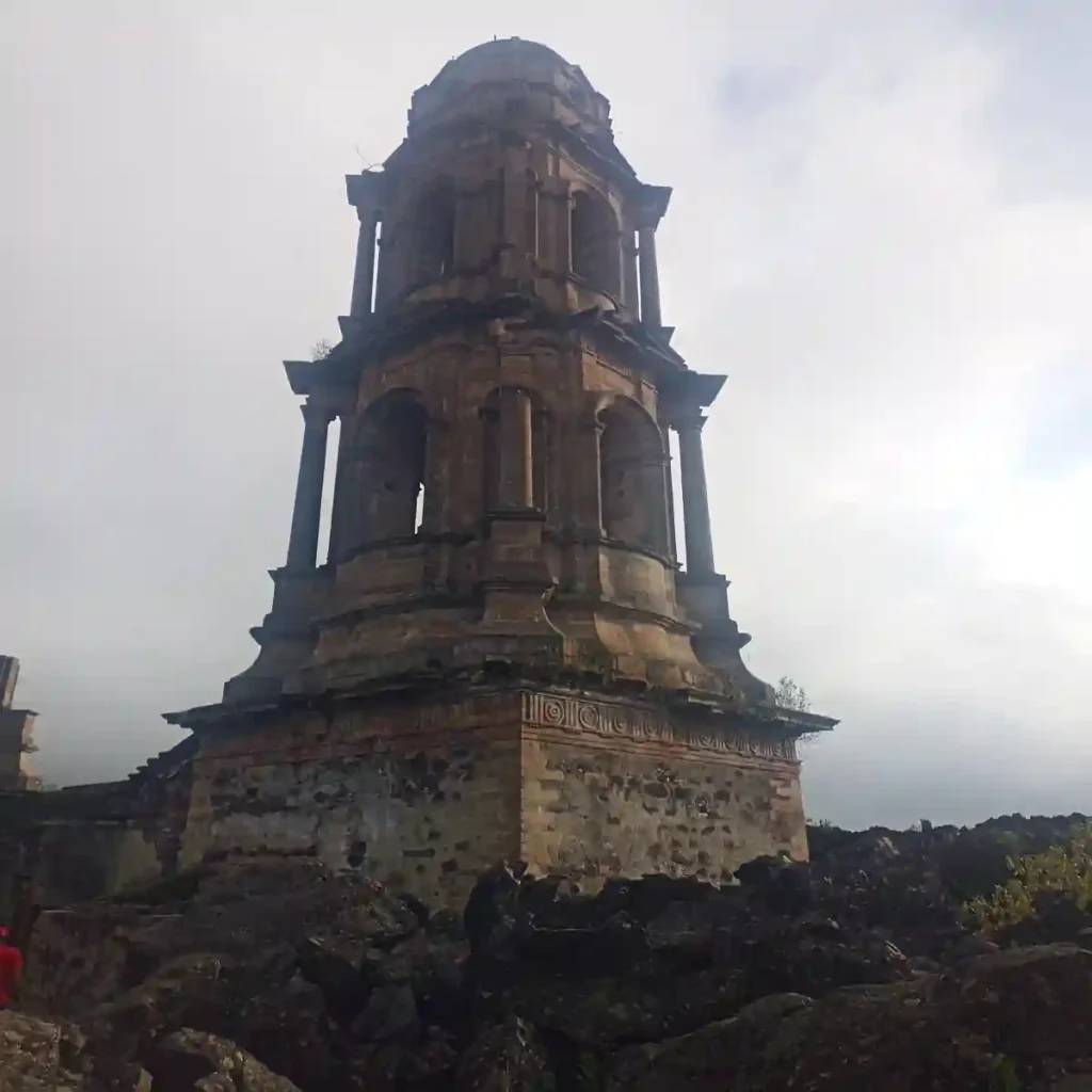 Recorridos al Cráter del volcán Paricutín volcan paricutin