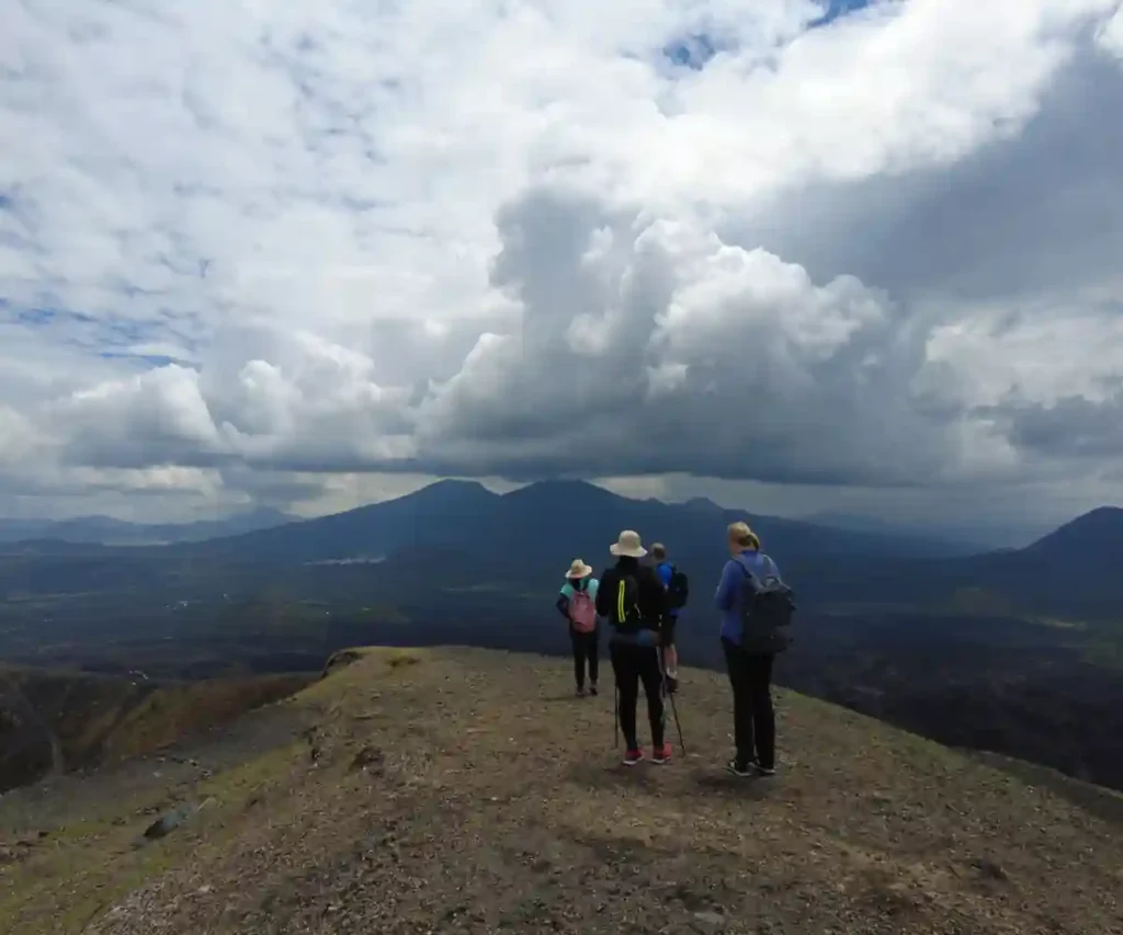 Recorridos al Cráter del volcán Paricutín volcan paricutin