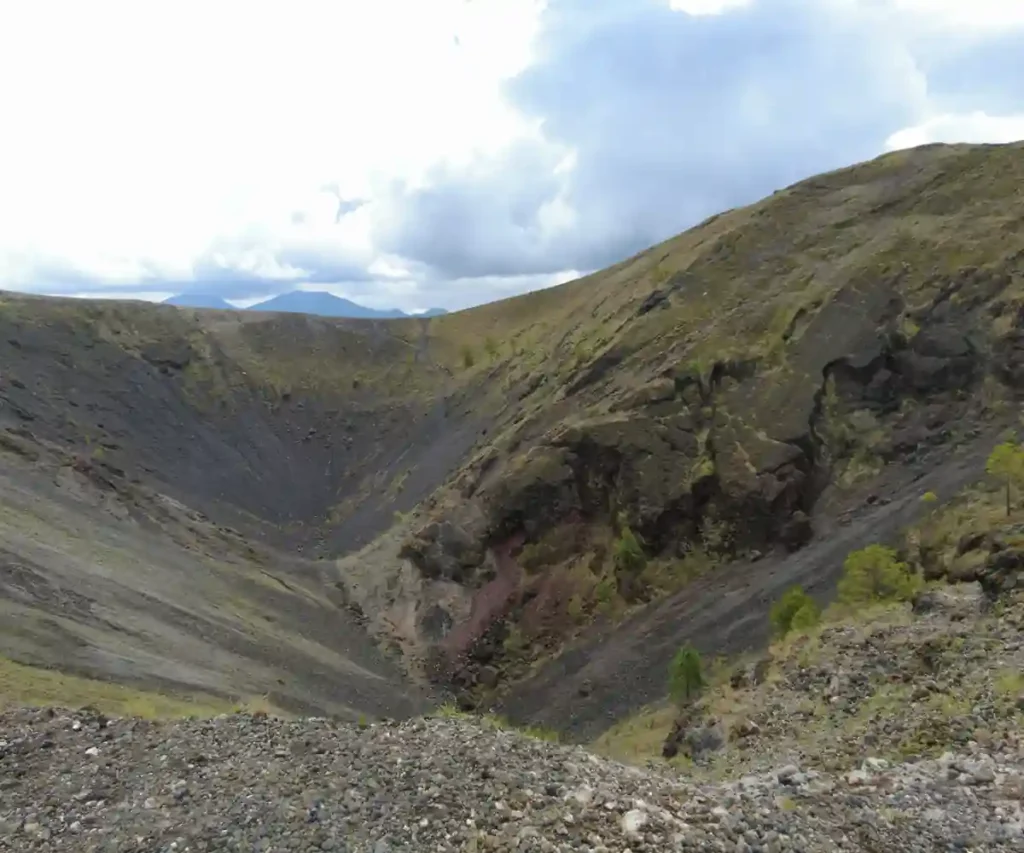 Recorridos al Cráter del volcán Paricutín volcan paricutin