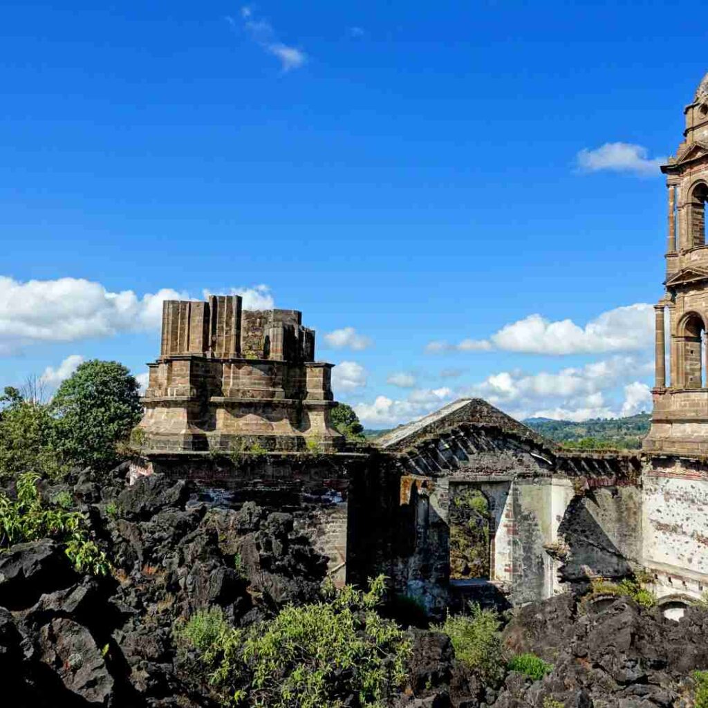 Recorridos al Cráter del volcán Paricutín volcan paricutin