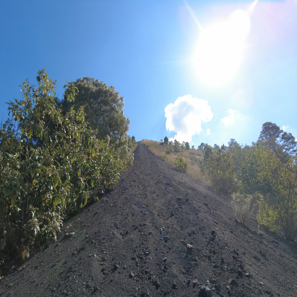 Recorridos al Cráter del volcán Paricutín volcan paricutin