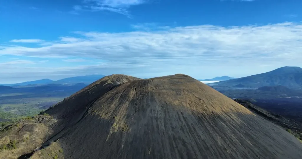 Recorridos al Cráter del volcán Paricutín volcan-paricutin